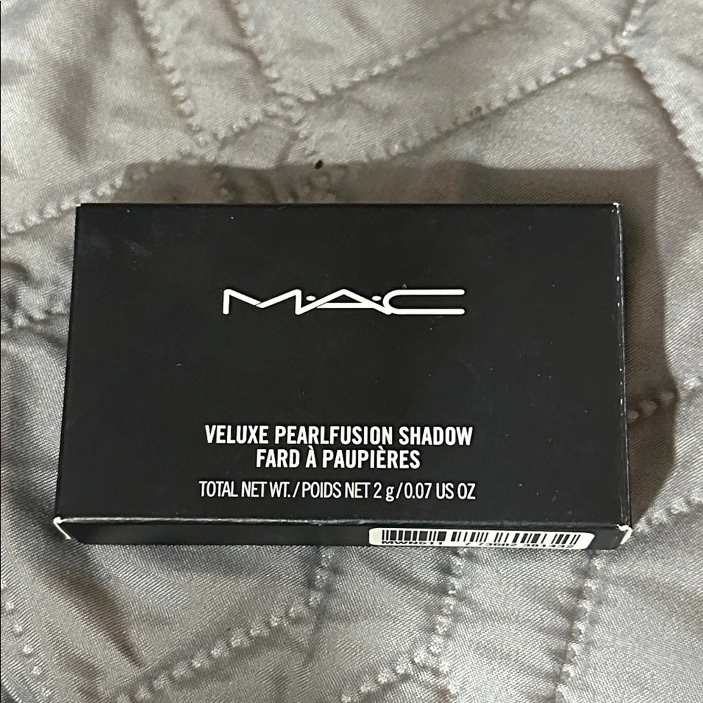MAC Veluxe Pearlfusion Shadow - Cool Companions